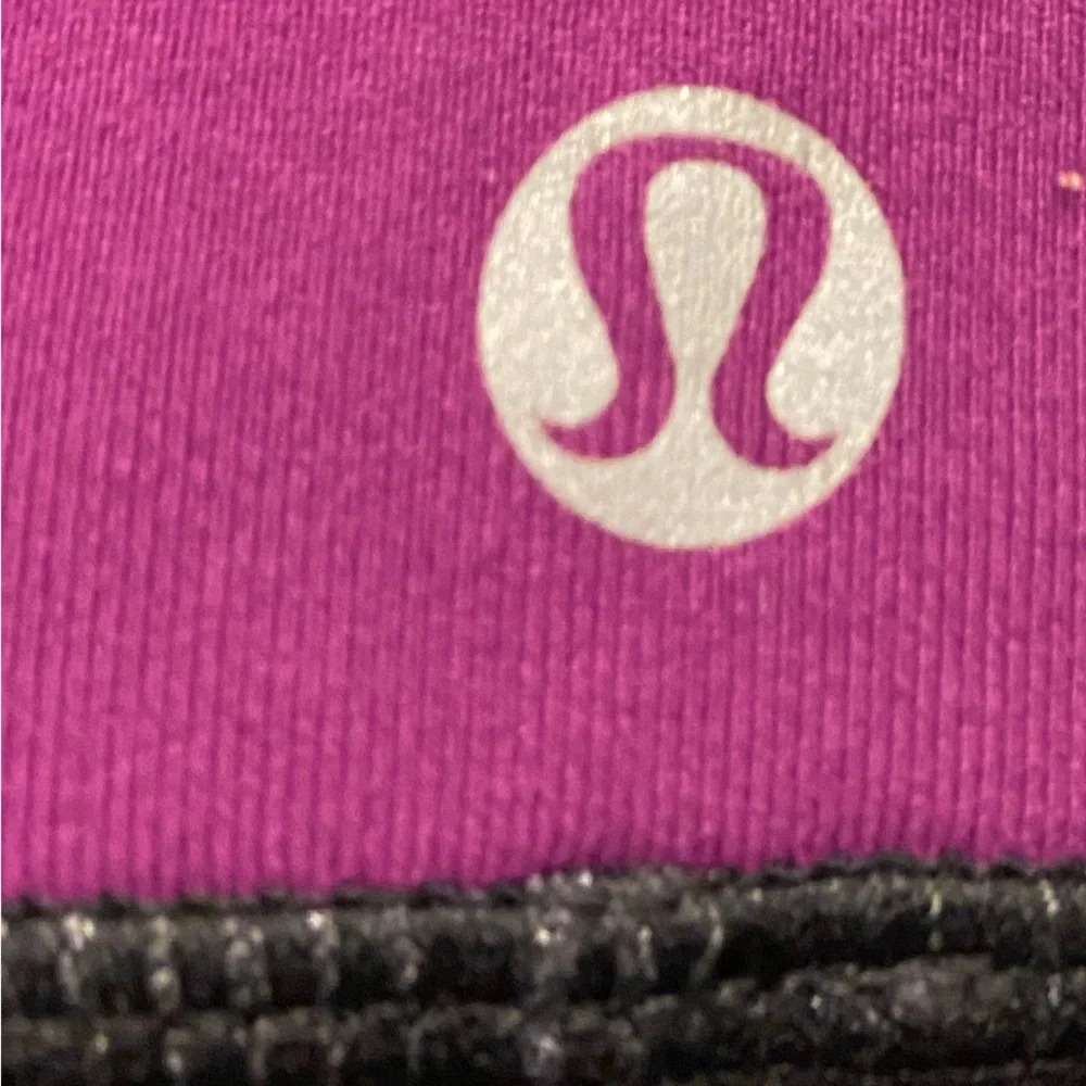 50%offw❤️ Lululemon Capri Leggings-Size 2 119